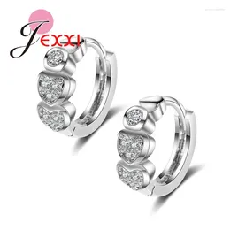 Brincos de argola 1 par feminino agulha de prata transparente zircão joias redondas com lindo coração gracioso