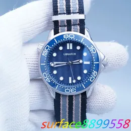 U1 TOP AAAJAMES Bond 42mm Automatisk Mecheancal Ceramic Bezel Mens Watch Watch Blue Dial Rostfritt stål Band keramiska roterbara ram transparent tillbaka