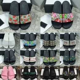 Designers Floral Slippers Rubber Slides Strawberry Sandals Platform Slipper Bee Flats Tigers Flowers Blooms Summer Home Beach Striped 700N#