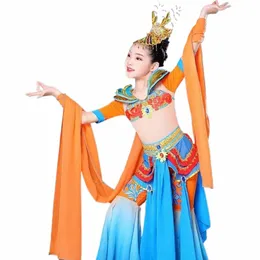 Girls Dunhuang Dance Performance العرقيات العرقية للرقص الكلاسيكي