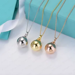 Designer Ball Pendant Halsband Kvinnliga par rostfritt stål hänge kedja gåva till flickvän lyxiga smycken tillbehör hela248o