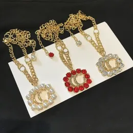Blandat modemärke halsband diamant dubbel g brev personlighet örhängen kvinnor bröllop fest designer smycken hög kvalitet med bo2322