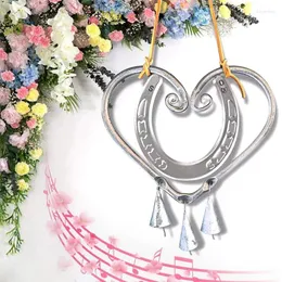 Dekoracyjne figurki Lucky Love Wind Chime Horseshoe Retro Serce w kształcie serca z stalowymi paznokciami na ogrodowe patio