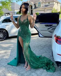 Emerald Green Mermaid Black Girl Prom Dress Sparkly Crystals Sequined Appliques Slit Birthday Party Evening Gowns Vestidosa de Boda Invitada