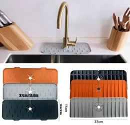 Clephan Absorbent Mat Sink Guard Silicone Faucet Splash Catcher Countertop Protector för badrumskök Gadgets C08789306