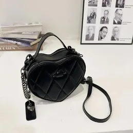 Cüzdan omuz çantaları moda kalp şeklinde güzel omuz çantaları kadın için pu deri kadın crossbody çantalar vintage rahat el çantaları