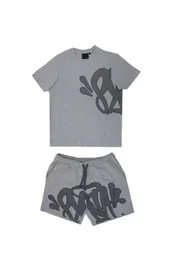 Syna World Designer T 셔츠 Syna World Short 세트 녹색 Syna 셔츠 Syna Central Cee Summer Men 티셔츠 세트 인쇄 트렌디 한 Synaworld 짧은 슬리브 트랙 슈트 의류 884