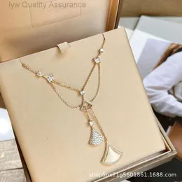 디자이너 Bulgarie Jewelry Baojia High Edition Qixi S925 Silver Multi Layer Skirt Necklace Fringillaria Rose Gold Diamond Small Fan Collar Chain