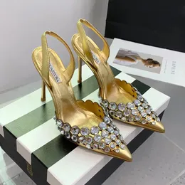 2024 Kristal Taşıyılmış Pompalar Ayakkabılar Stiletto Topuk Sandalet Kadın Topuk Lüks Tasarımcıları Giydirme Ayakkabı İçi Dışarı Out Akşam Slingback Sandal