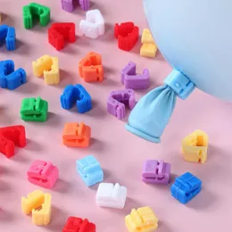 Decorazione per feste 100 pezzi Clip per palloncini Fibbia in plastica per sigillare palloncini Matrimonio Compleanno Baby Shower Accessori