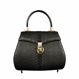 2023 Ny high end Noble Pyth Skin Shell Bag Retro Classic European and American Fi Elegant Luxury Brand Women's Handbag P4vn#