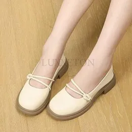 Casual Shoes Mary Jane Women Sandals Lolita Fashion Low Heels Autumn Pu Leather Coat Sports Breattable Single