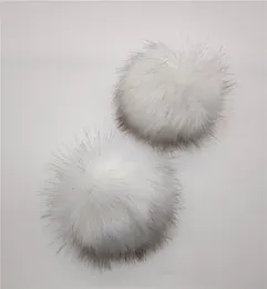 12 cm weiße DIY Faux Hair Ball Artifical Fur Pompom für Beanies Cap Heiße Pom Pom für Taschen Schuhe Schlüsselrolle mit Metallknopf