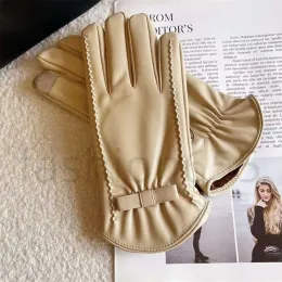 Luvas Five Fingers Luvas Designer Brand Letter Luvas para Winter and Autumn Fashion Women Cashmere Luve Glove Lovely Outdoor Sport W