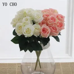 Fiori da sposa YO CHO Bouquet Sposa damigella d'onore Mazzo di fiori di seta artificiale 12 teste Rose Nosegay Rosa Decorazioni per feste a casa fai da te