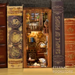Cutebee DIY Book Nook Shelf Insert Kit Eternal Bookstore Dollhouse mit leichtem Miniaturhaus Holzspielzeugmodell für Erwachsene Geschenke