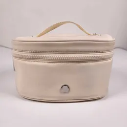 Ovale Top Designer Borse per cosmetici Borsa da donna per trucco Borsa Sacchi Borsone a prova di acqua Borsa da viaggio in nylon da toilette Ciiwh