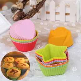 베이킹 곰팡이 5pcs 실리콘 케이크 컵 케이크 컵 원형 별 하트 모양의 도구 베이크 웨이크 곰팡이 머핀 DIY Small