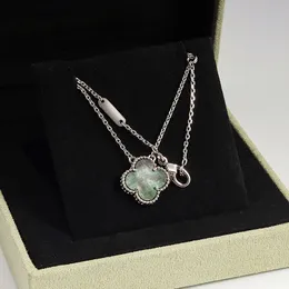 Colar de trevo Jóias de colar de luxo jóias de jóias vermelhas verde jade de medula dourada rosa dourada branca feminina de moda feminina diamante múltipla cor para vela sailormoon