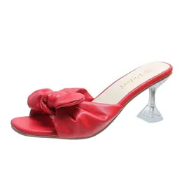 Pantofole Moda Sandali con fiocco Estate Donna 2024Trend Scarpe eleganti con diapositive per donna Calzature Chinelos Tacchi trasparenti Diapositive femminili H240328SK9D