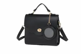 Saco de dor de concha de estilo japonês feminino original faculdade meninas bolsa casual bonito emblema carteiro commuter saco de dor quadrado itabag r21t #