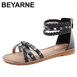 Casual Shoes BEYARNE European And American Female Sandals Ethnic Style Rivet Woven Large Size Flat Retro Roman