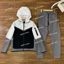 Tute da uomo Tech Fleece Designer Nocta Tute Giacche e pantaloni Completi Giacca con cerniera Pantaloni da jogging per il tempo libero Tuta da ginnastica 200