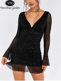 Casual Dresses Asia Bell Sleeve Deep V-Neck Backless Sequin Mesh Kort klänning Ruffles Hem Ruched BodyCon Party Club Mini