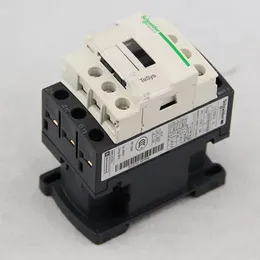 Schneider AC Three-Pole contactor relay - 3P/3 Phase, 50