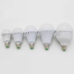 LED LED LED CELB E27 Lampa LED 5W 7W 9W 12W 15W 15W Lampa oświetlenia akumulatora do oświetlenia zewnętrznego za pomocą haczyków