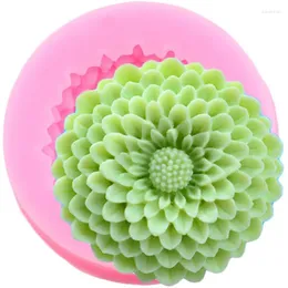 Baking Moulds Chrysanthemum Silicone Mold Flower Cupcake Topper Fondant Cake Decorating Tools Soap Resin Molds Candy Chocolate Gumpaste