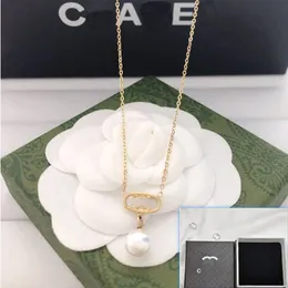 Collana placcata in oro boutique, ciondolo di gioielli di alta qualità Designer Design minimalista Regalo di nozze Amore romantico Confezione regalo abbinata