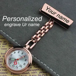 Personlig anpassad graverad med ditt namn rostfritt stål LAPEL PIN PIN BOOCH KVALITET ROSE GOLD FOB Sjuksköterska Watch272T