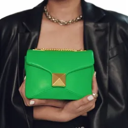 Bolsa de couro de luxo designer bolsa de couro dourado grande rebite corrente ombro pequena bolsa fi verde sacola crossbody feminino 377b #