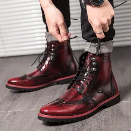 Stövlar nya män pekade retro mode laceup brogue fotled stövlar brittiska designer botas trend avslappnad hightop punk rockskor