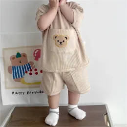 2024 Summer Baby Clothing Set Baby Casual Homewear Set Waffle Bear Te and Shorts 2 PCS kostymer för Baby Boys Girls