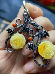 Dangle Küpe 10 PCS/LOT Doğal Amber Çiçek Damla Oyma Zarif Şaç Şakayık Çiçekleri S925 Gümüş Güney Kırmızı Agate Süslenmiş GITF