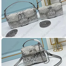 Loco Baguette Vlogo Designer Bag 3D Bag 3D Mini Mini Beace with Handmade Crystal Devility Bucket Base Bag Womens Toutes Tours Chain Lady Counter Facs