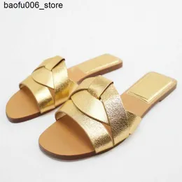 Sandallar Kadın Düz Alt Slayt Yaz 2024 Traf Zaza Gold Womens Flip Slide Sling Sandalet Açık Ayak Plajı Düşük Topuk Slide Çok Renkli Q240330