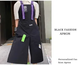 Förkläden Fashion Customized Korean Nylon Waterproof Apron Coffee Shop Barber Fashionable Work Clothes Long Seam Justerable Nail Salon Apron Y240401