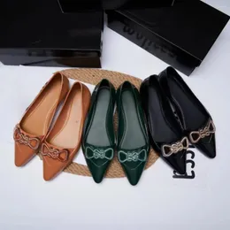 Сандалии, коллекция 2024 года, летние женские туфли с острым носком и бантом, модные женские пляжные туфли на плоской подошве с ароматом желе для взрослых и девочек