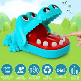 Crocodile Teeth Dentist Game ABS Crocodile Biting Finger Game Family Tabletop Party Toy Funny Gags Toy with Keychain for Kids