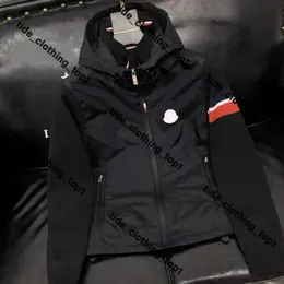 Moncleir Ceket Klasik Parkas Erkekler Moda Puffer Maya Ceketleri Üst Lüks Tasarımcı Monclar Ceket Trendi Kış Sıcak Pamuk Ceketleri Açık Mekan Ceketleri Monclairjacke 686