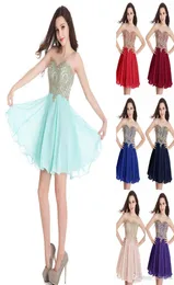 Babyonlinedress Abiti da ritorno a casa in pizzo dorato senza schienale sexy 2020 Abiti da ballo corti in chiffon con scollo a cuore affascinante4601054