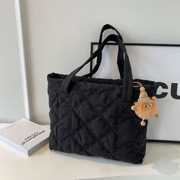 Designer de luxo moda sacolas coreano instagram moda grande capacidade saco das mulheres 2024 novo inverno rugas diamante nuvem saco versátil bolsa ombro