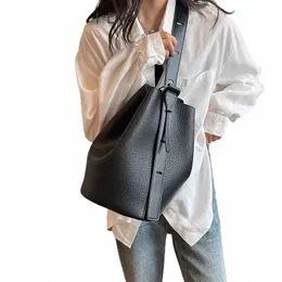 leftside Retro Small Solid Color Leather Shoulder Bags for Women 2023 Designer Korean Fi Female Handbags Underarm Bag c8y8#