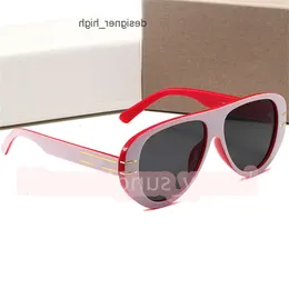 مصمم TF الفاخرة TOMS Fords نظارة شمسية للنساء نظارات رجالي 423 مستقطبة للأشعة فوق البنفسجية Protectio Lunette Gafas de Sol Goggle with Box Beach Sun Frame Frame Fashi 33Qd
