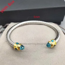 Modearmband kvinnor armband armbandsband manschettkedjedesigner brev smycken kristall lyx 18k guld pläterad koppar bröllopälskare syster gåva armband med låda