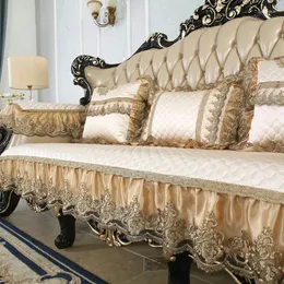 Stuhlhussen Europäisches Quilt-Sofakissen Luxus-Spitzenkante Anti-Rutsch-Wohnzimmerdekoration Couchbezug Home Decor Handtuch