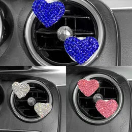 Aggiornamento 2 pezzi Love Heart Deodorante per auto Diamante Profumo per auto Fragranza Aromaterapia Diffusore di odori Auto Styling Accessori per interni auto